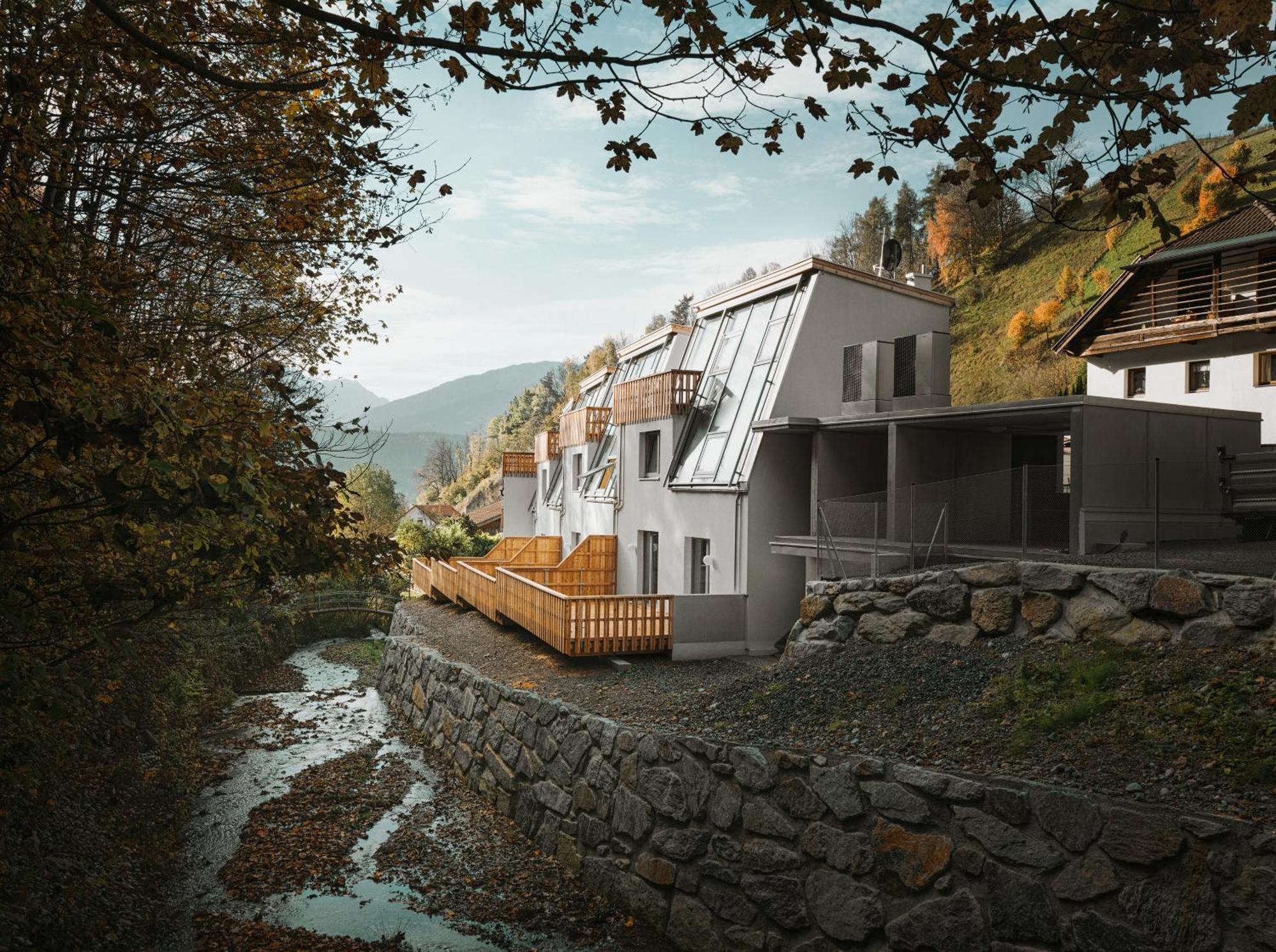 Mondholz - Urban Inn 24-7 Innsbruck Exterior photo